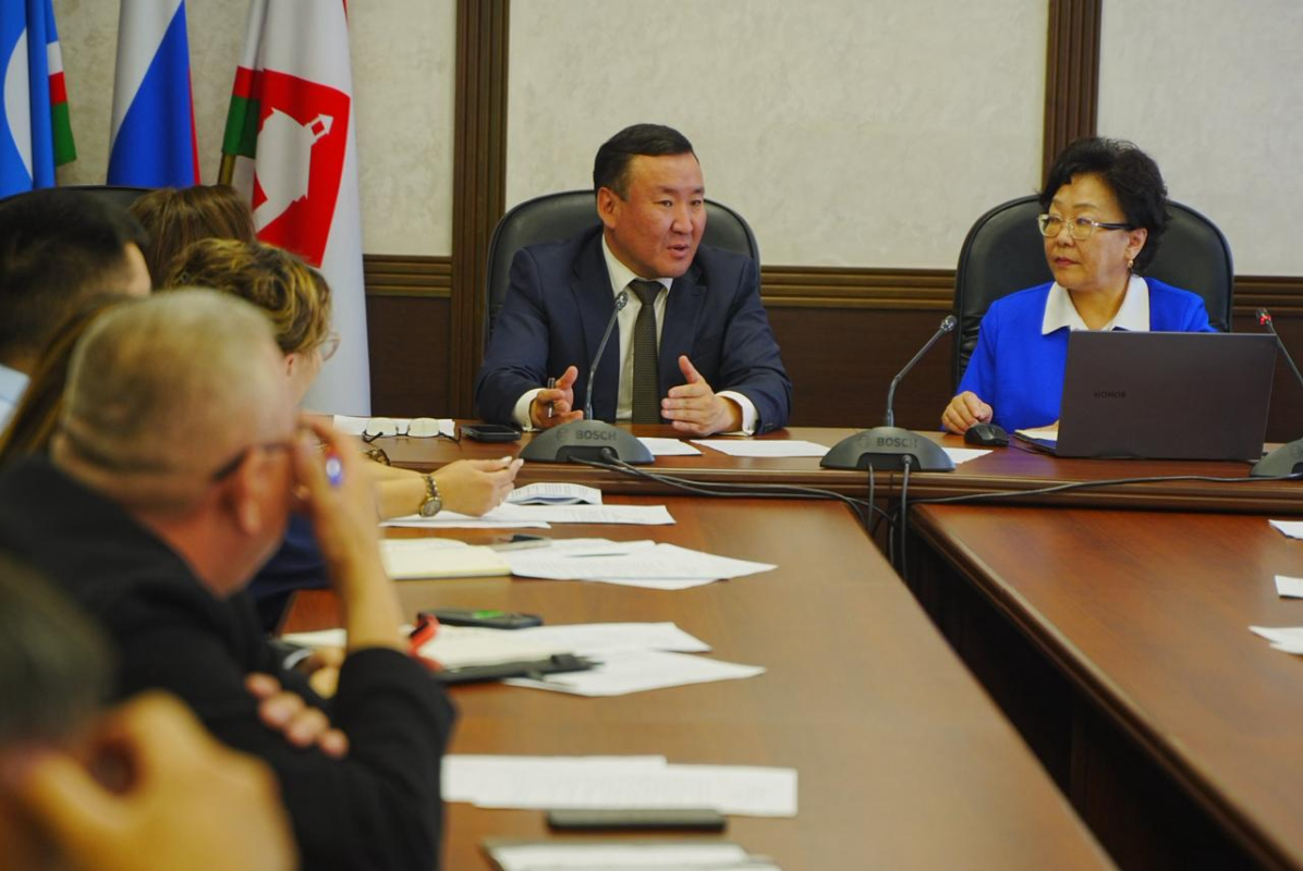 В Якутске обсудили вопросы трудоустройства инвалидов и участников СВО 