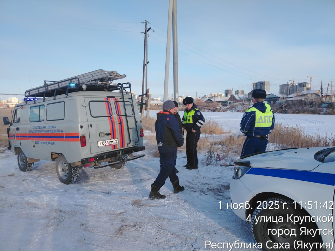 Жителям Якутска напоминают о запрете несанкционированного выезда автотранспортных средств на лед