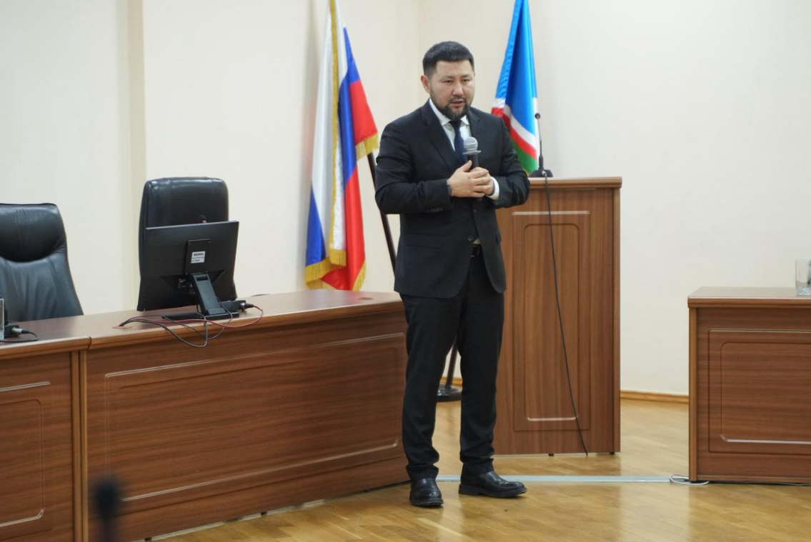 Коллектив УФНС по РС(Я) оценил работу Окружной администрации за последние 5 лет