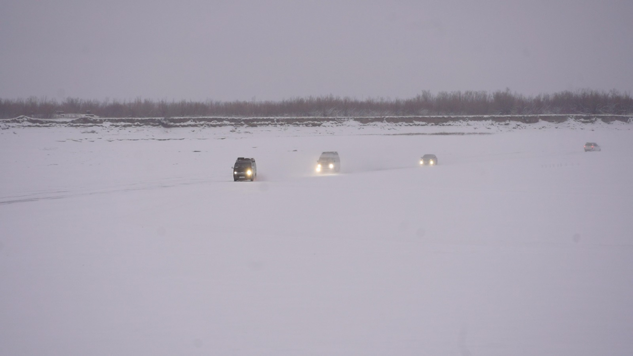 В Якутске продолжаются рейды по выявлению нарушителей правил безопасности на льду