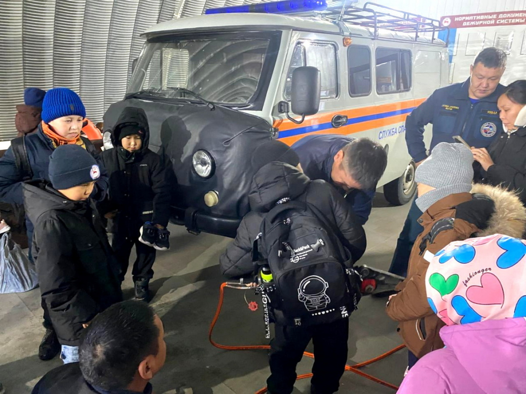 Студентам, школьникам, местным жителям рассказали о безопасности